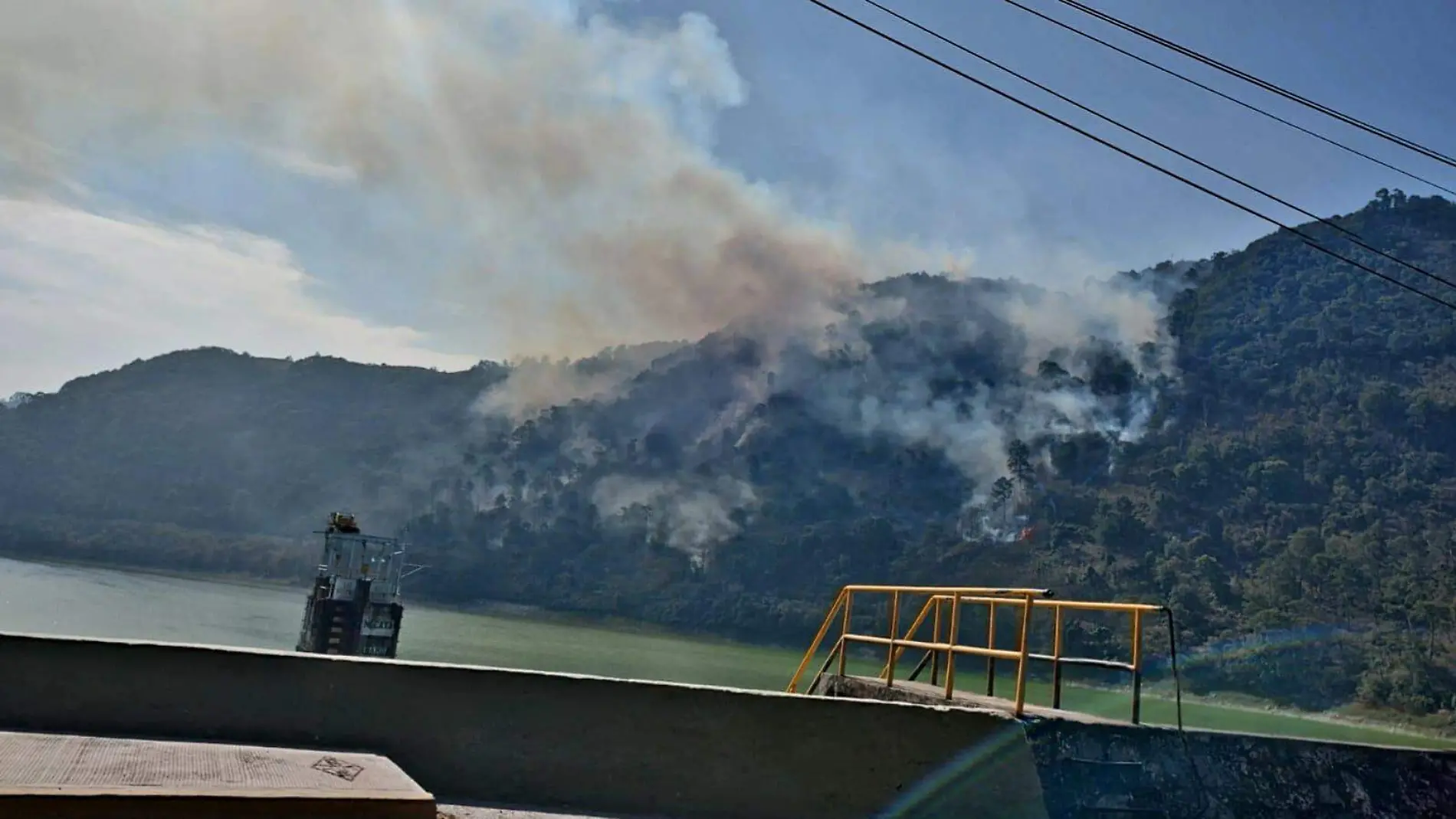 INCENDIO JUAN GALINDO 04 Heriberto Hdz